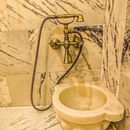 Ξενοδοχείο Variante 2*