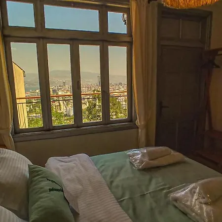 Variante 2* Σμύρνη