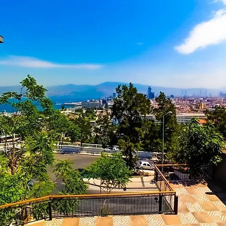 Ξενοδοχείο Variante 2*